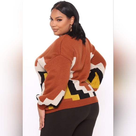 Fashion Nova Vneck Sweater - Picture 4 of 4